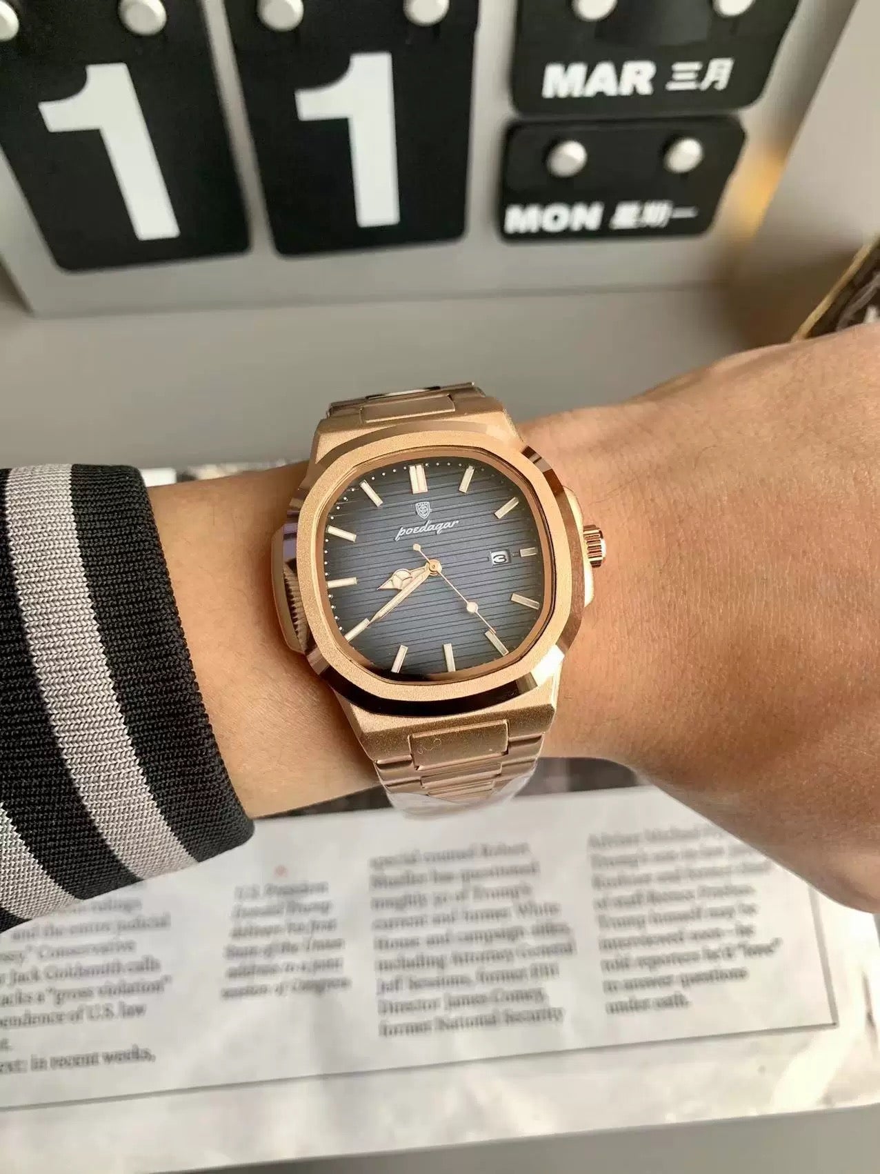 Montre poedegar nautilus